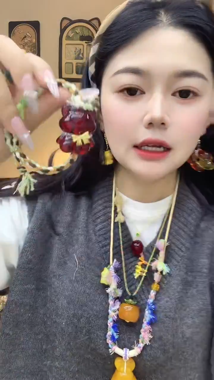 砖雕大喜喜时尚穿搭饰品