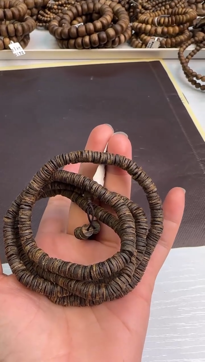 【闪购商品】沉香手串沉水级国香紫棋虫漏皮油片珠6mm22g+