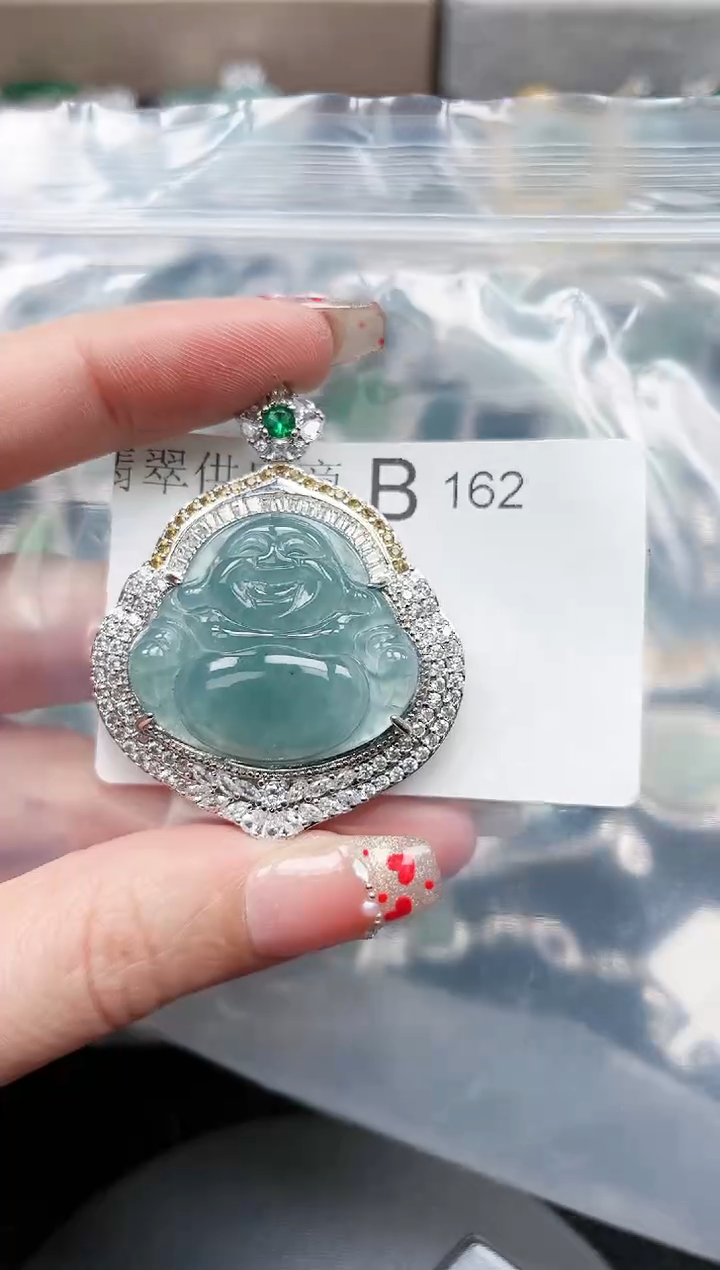 【闪购商品】翡翠颈饰未镶嵌162赠皮绳