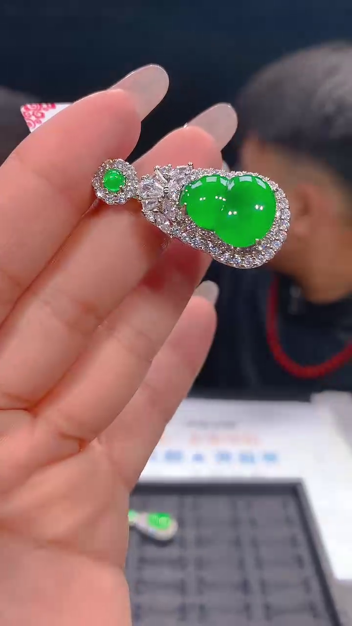 【闪购商品】定制翡翠未镶嵌21-多样性发货（发其一）