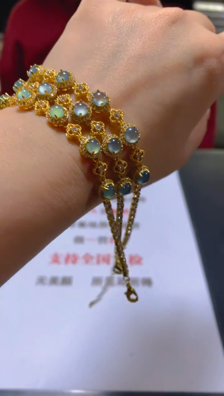 未镶嵌手链翡翠多样性发一