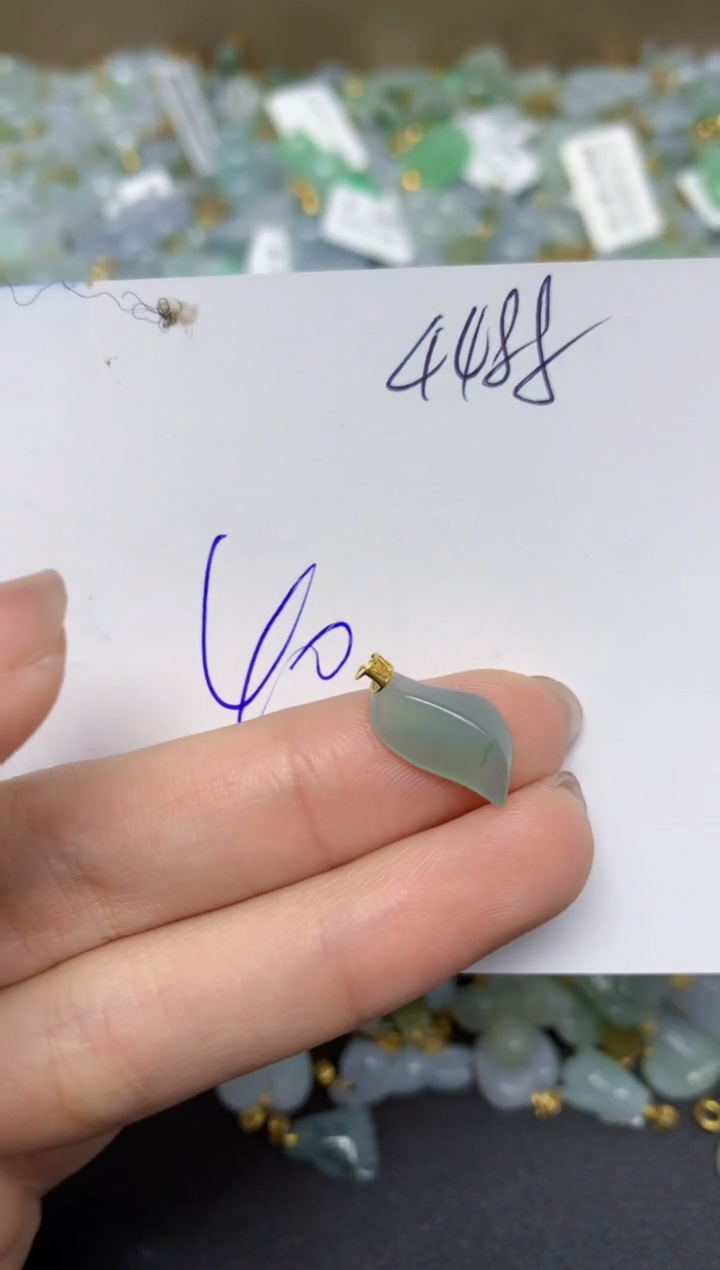 【闪购商品】翡翠颈饰18K金镶嵌天然翡翠A货