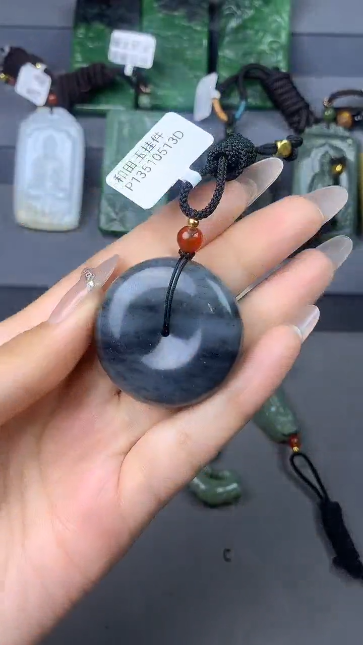 【闪购商品】定制和田玉挂件拍一发一不退不换