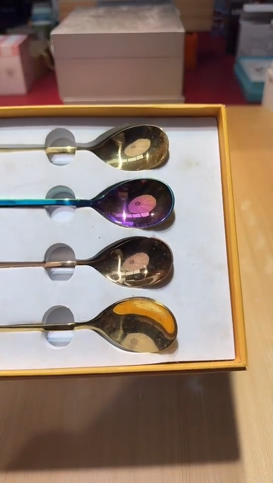 瓷片生活的本意是开心啊@@1