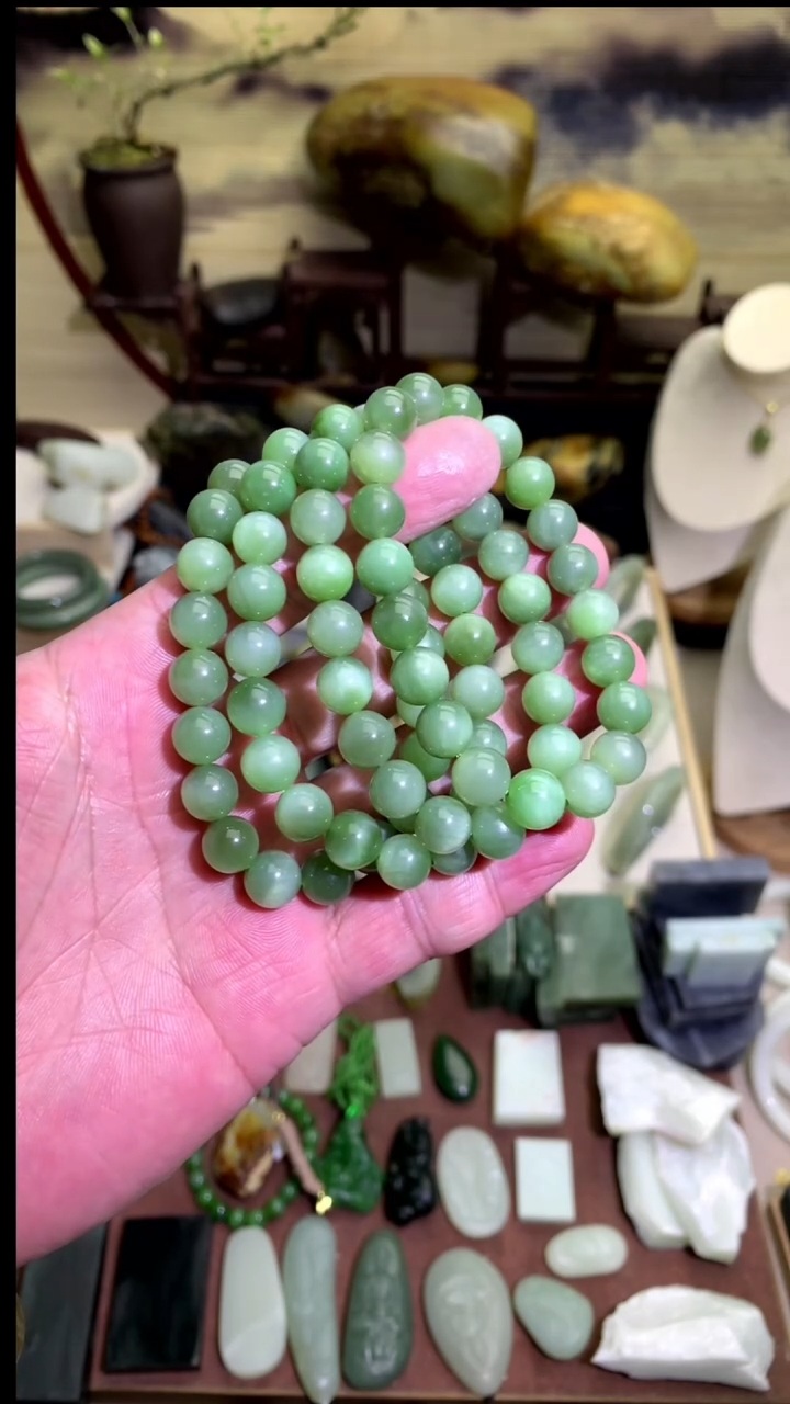 【闪购商品】和田玉颈饰未镶嵌粉青猫猫卡10