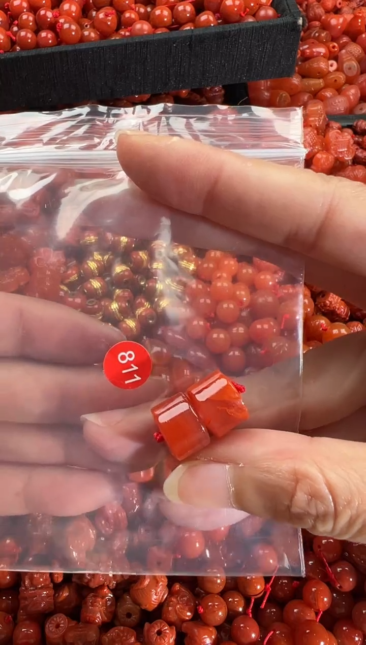 【闪购商品】南红玛瑙颈饰未镶嵌1