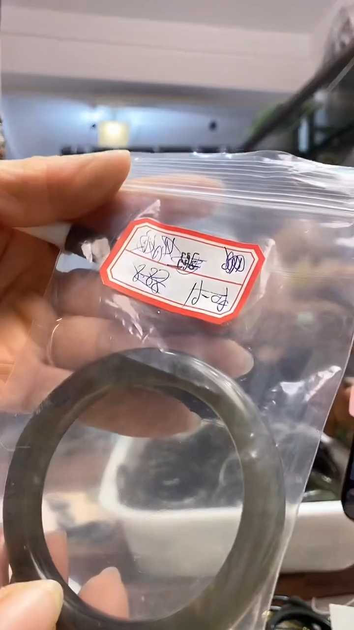 【闪购商品】岫玉手镯未镶嵌多样性发货其中之一