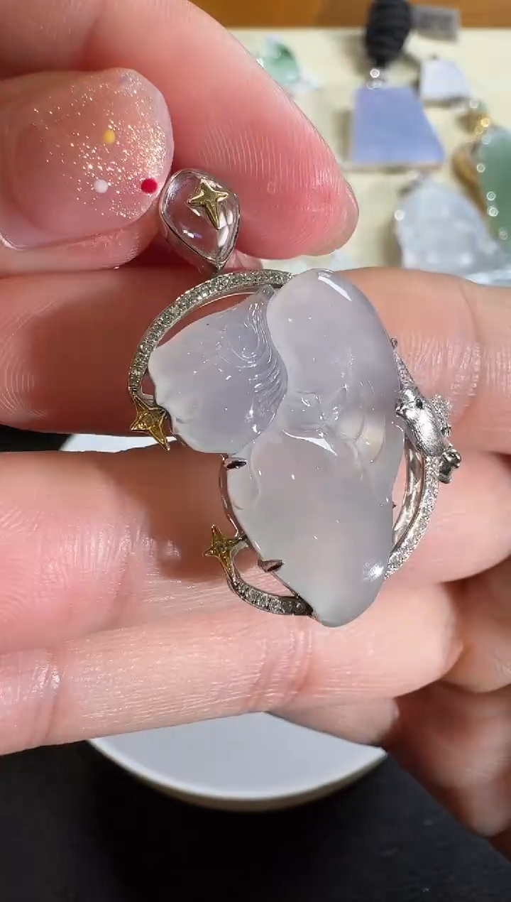 【闪购商品】翡翠吊坠(不含链)18K金镶嵌【源头工厂】钻石镶嵌