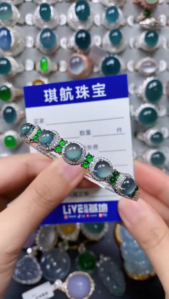 【闪购商品】翡翠手镯银S925镶嵌0476