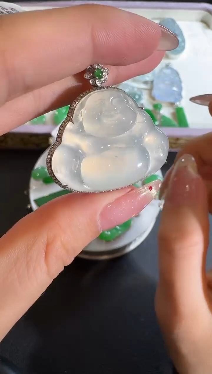 【闪购商品】翡翠吊坠(不含链)18K金镶嵌【源头工厂】钻石镶嵌