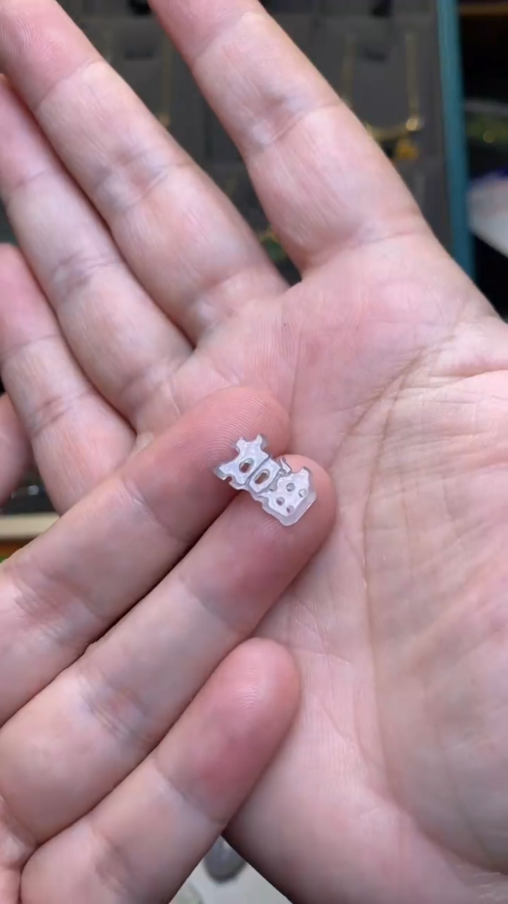 颈饰未镶嵌翡翠净货40097