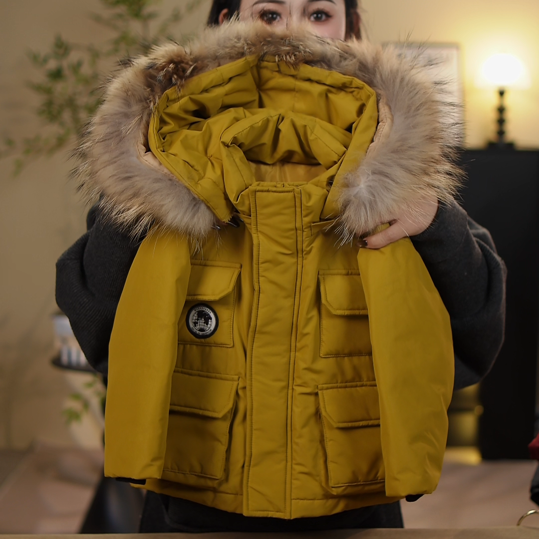 2025连帽带毛领保暖冬季羽绒服儿童宽松百搭外套