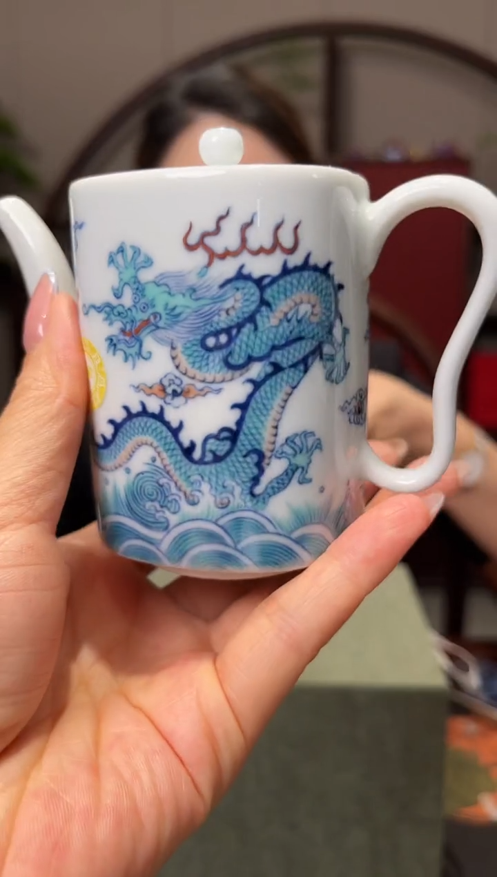 摆件景德镇陶瓷涂杏花专场0441