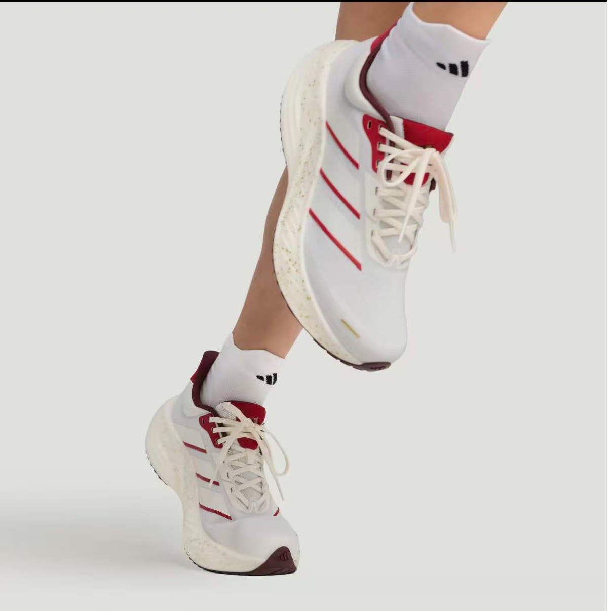 CUSHIONNOVA 漫航系列新年款缓震回弹超轻跑步运动鞋 KK1893