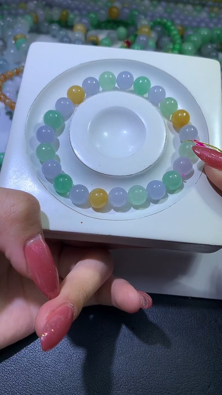 颈饰未镶嵌翡翠ZX018881