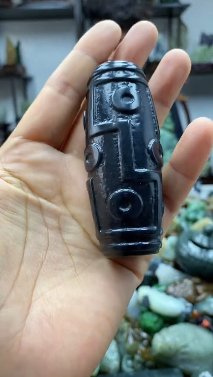 和田玉未镶嵌把件1