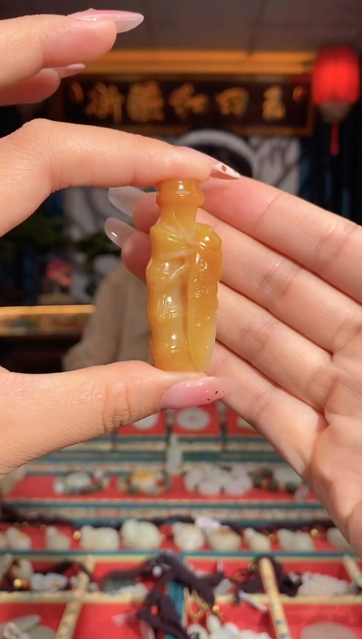 和田玉未镶嵌挂件竹节蝉