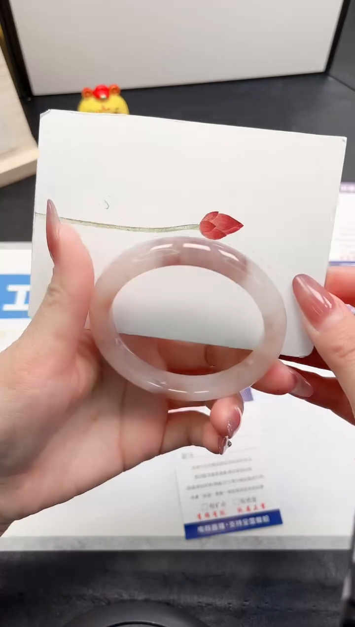 【闪购商品】石英质玉手镯未镶嵌181-58