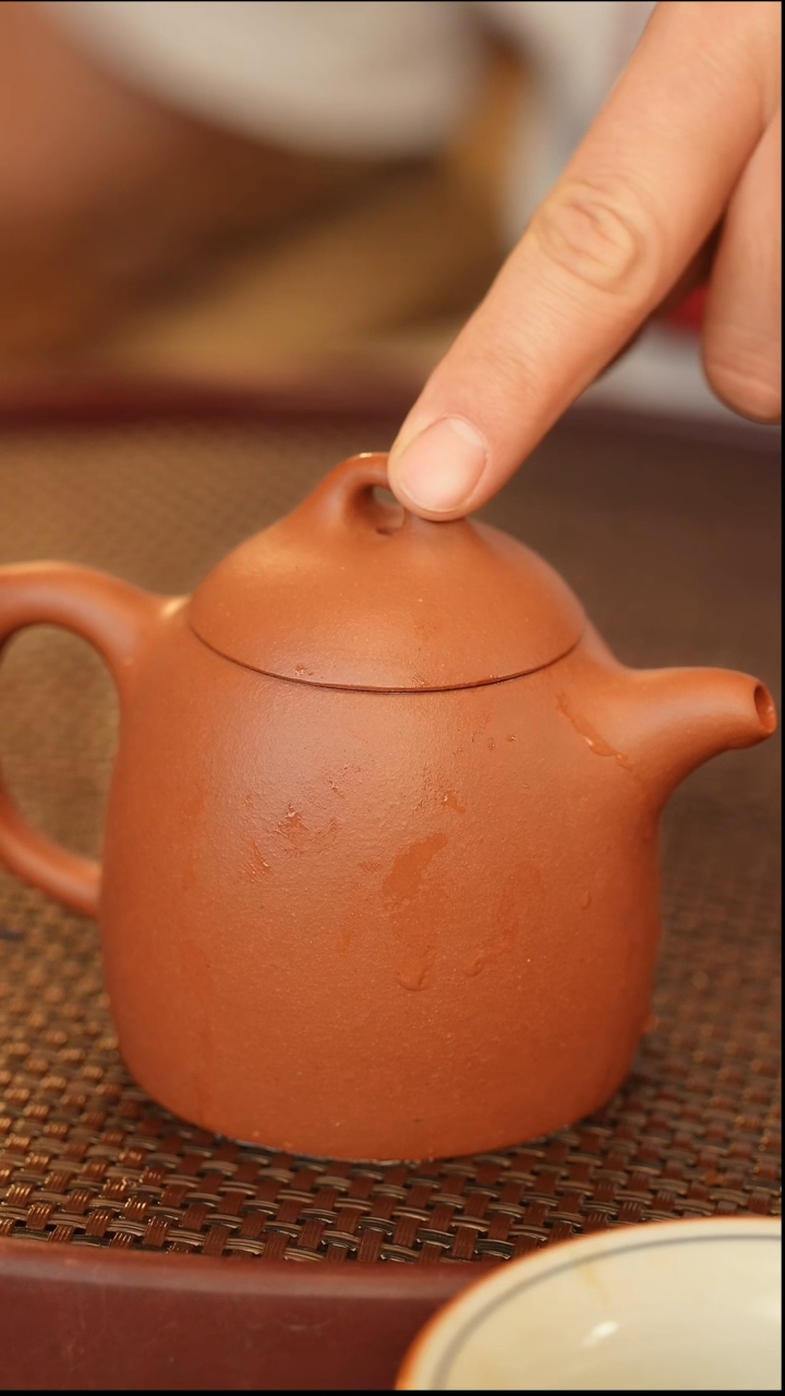 茶壶紫砂秦权 220cc 红清水