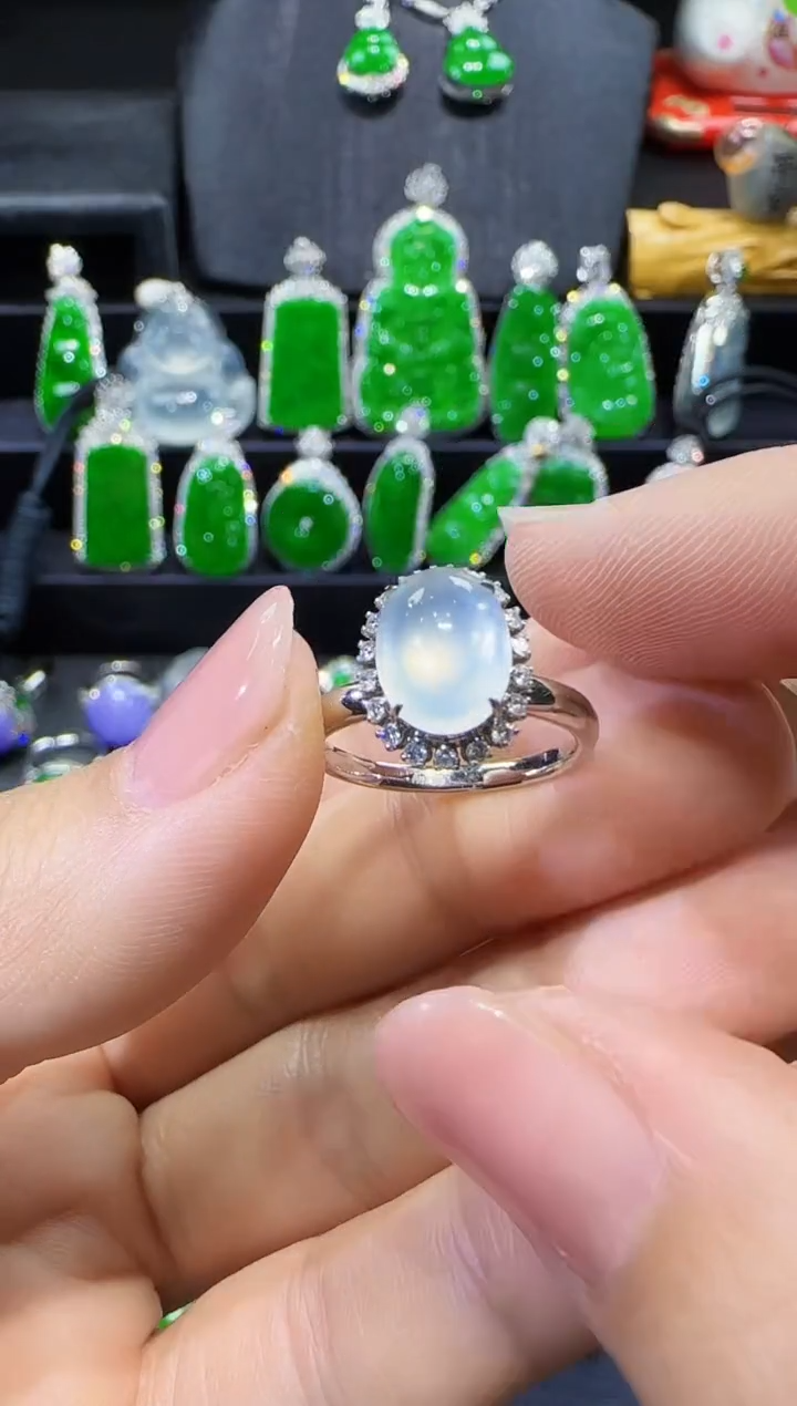 【闪购商品】翡翠戒指18K金镶嵌戒指