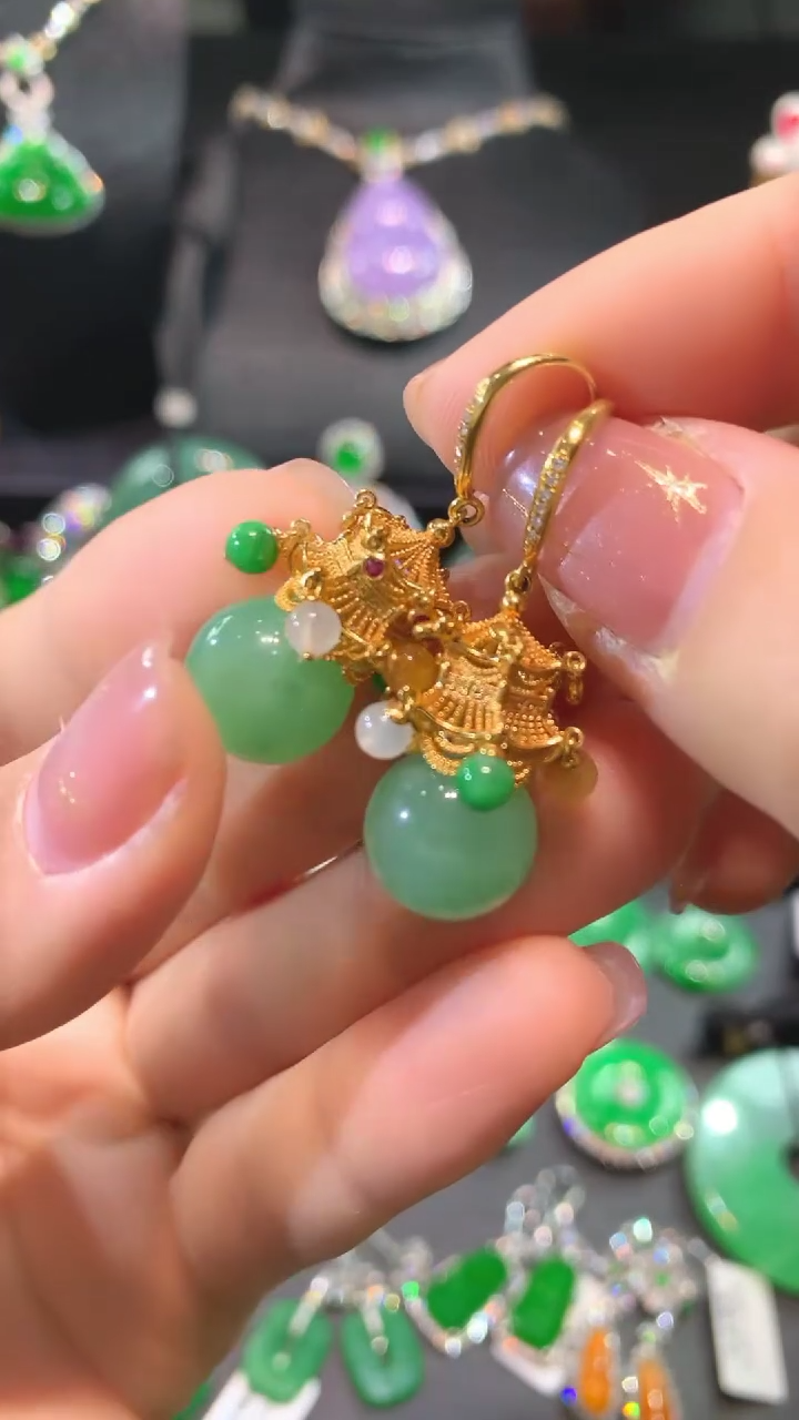 【闪购商品】翡翠耳饰18K金镶嵌耳勾