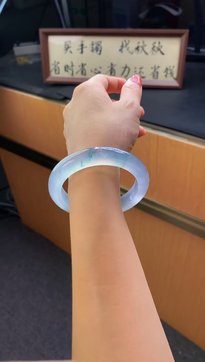 未镶嵌手镯翡翠-Q48 圈口55.6 全款200万 定金2万