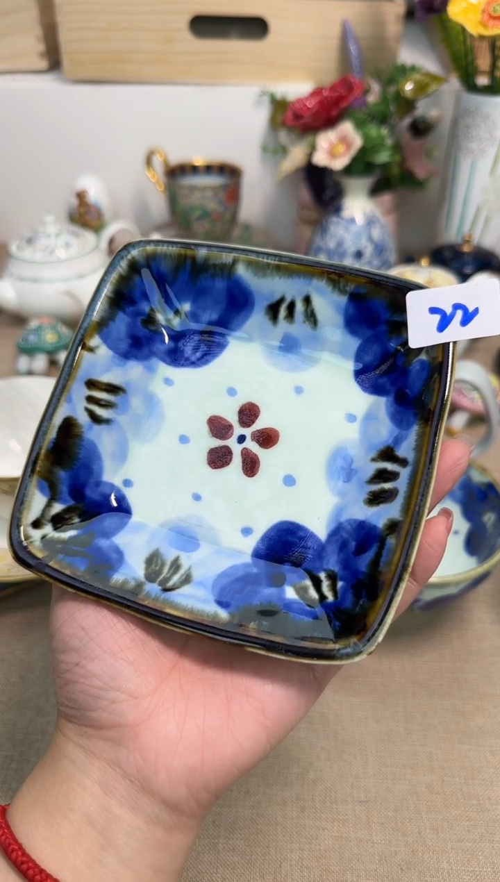 瓷片辰辰家的瓷器真好看