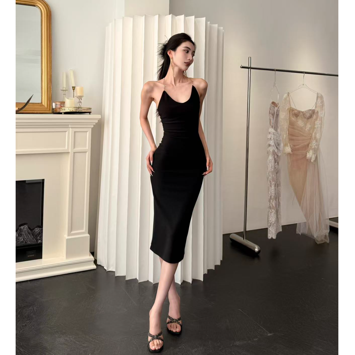 【JINGGUO轻奢】小众设计高级感钻链包臀纯欲挂脖气质连衣裙7547