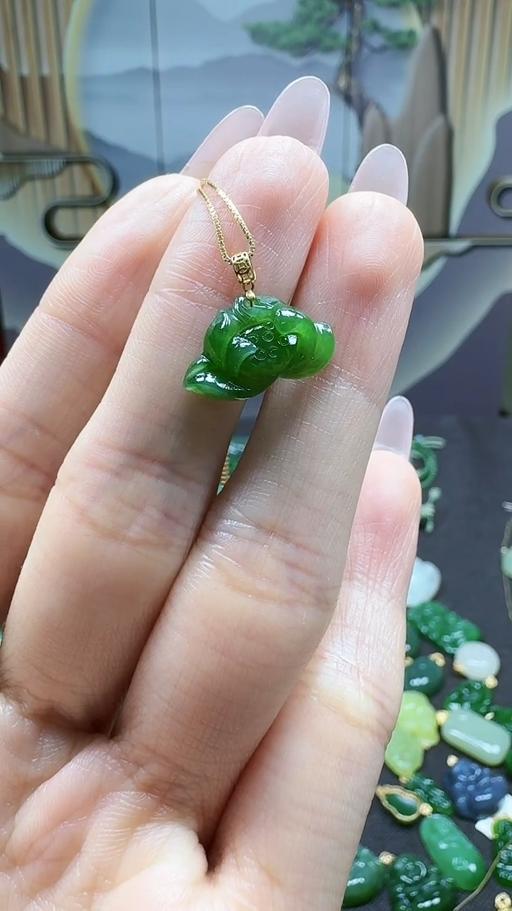 和田玉18K金镶嵌吊坠(不含链)1