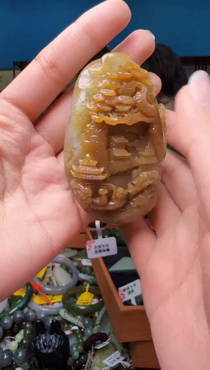 颈饰未镶嵌和田玉1