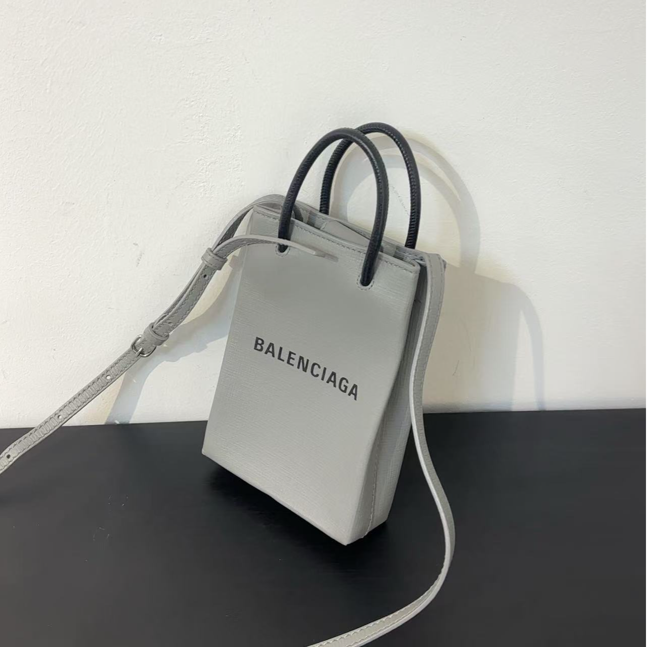 95新 Balenciaga/巴黎世家 CS5987 巴黎世家 手机包灰