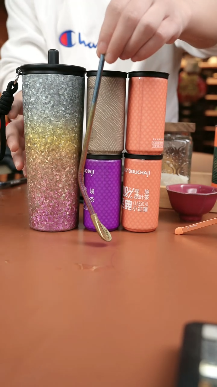 小纪粉丝福利 吸管杯+纯钛吸管（茶漏款）+四罐 三色渐变