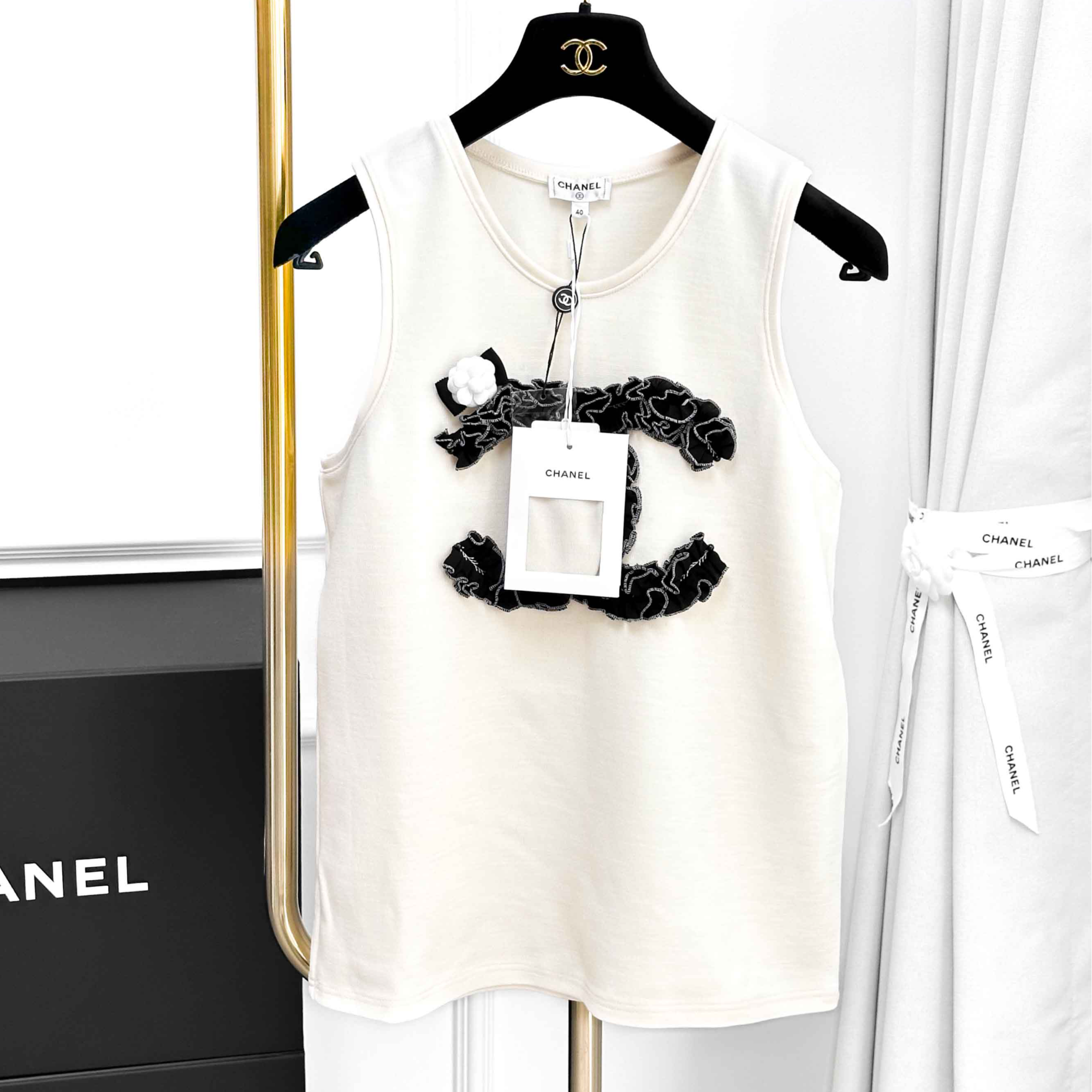99新 Chanel/香奈儿 40码 米白色拼黑色 双C 无袖 背心