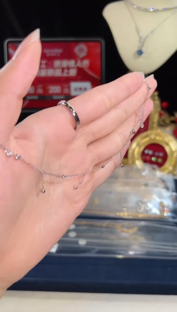 【闪购商品】钻石颈饰18K金镶嵌BN1546#-W#52