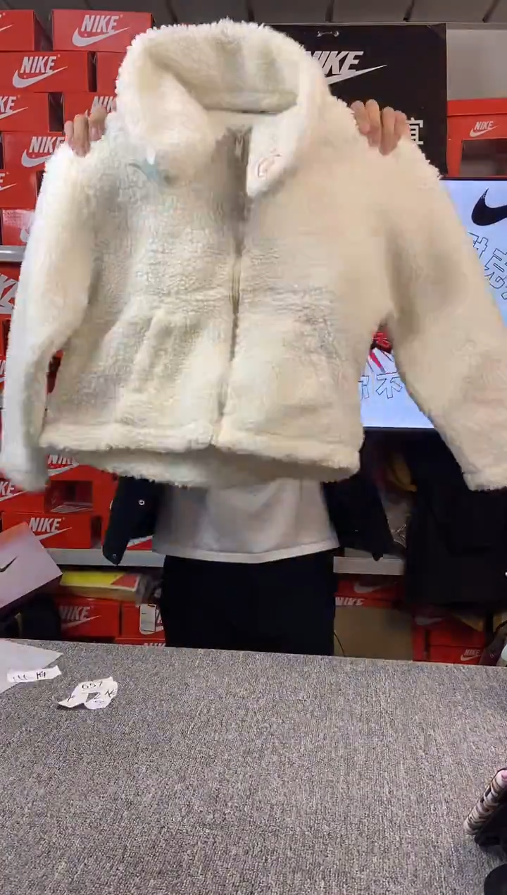 【瑕疵修复】074编码 NIKE/耐克 直播间过款为准 尺码150XS