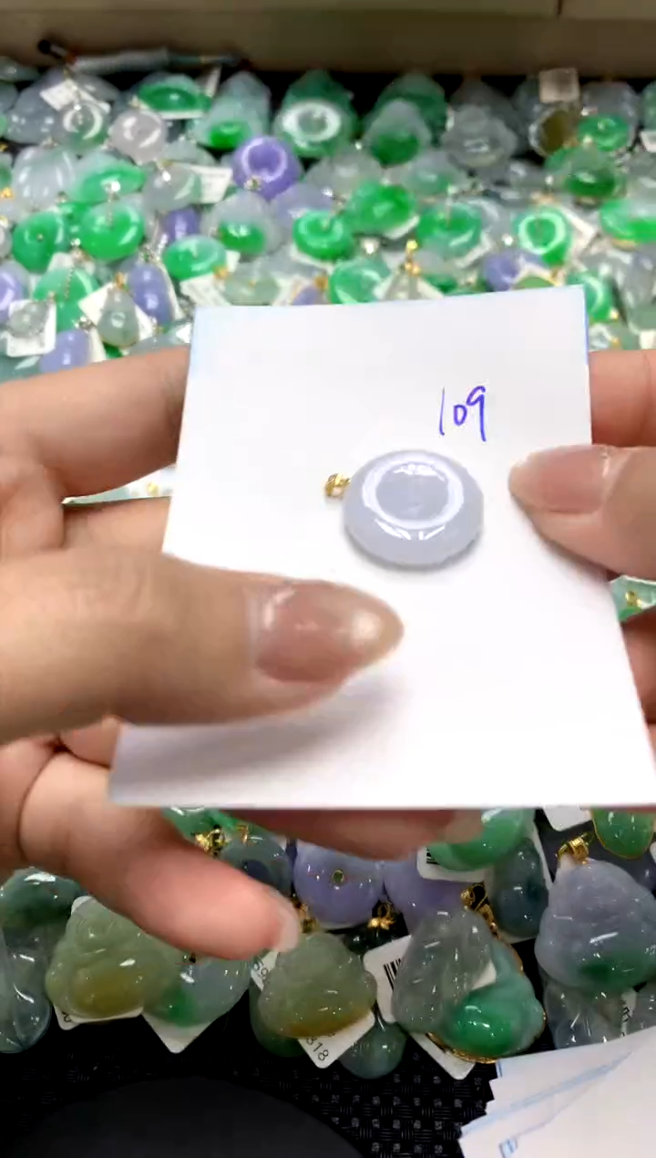 【闪购商品】翡翠颈饰18K金镶嵌111111111