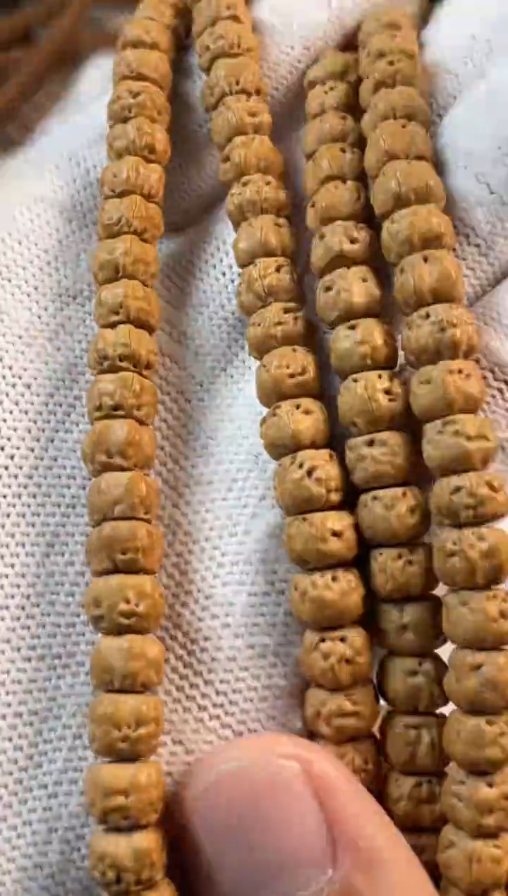 【闪购商品】金刚菩提手串藏切药片佛手尺寸7+