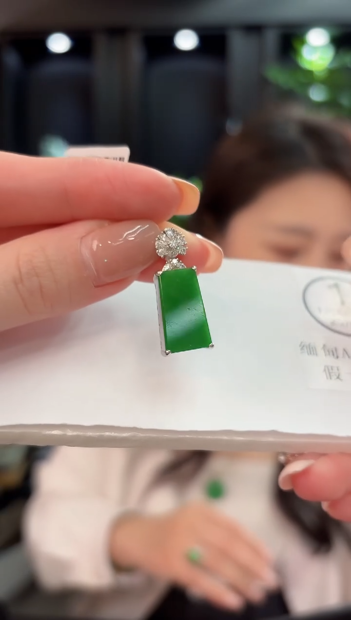 吊坠(不含链)未镶嵌翡翠 缅甸A货/支持复检/一件