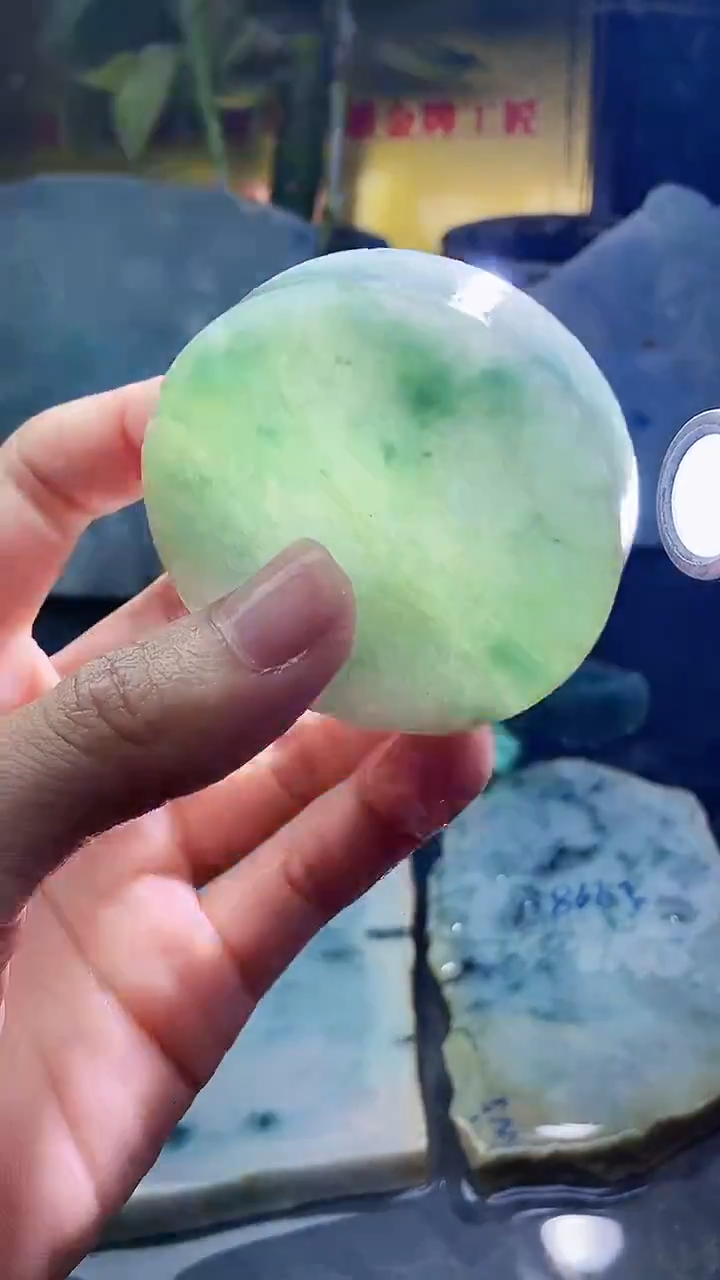 未镶嵌挂件翡翠小雨95