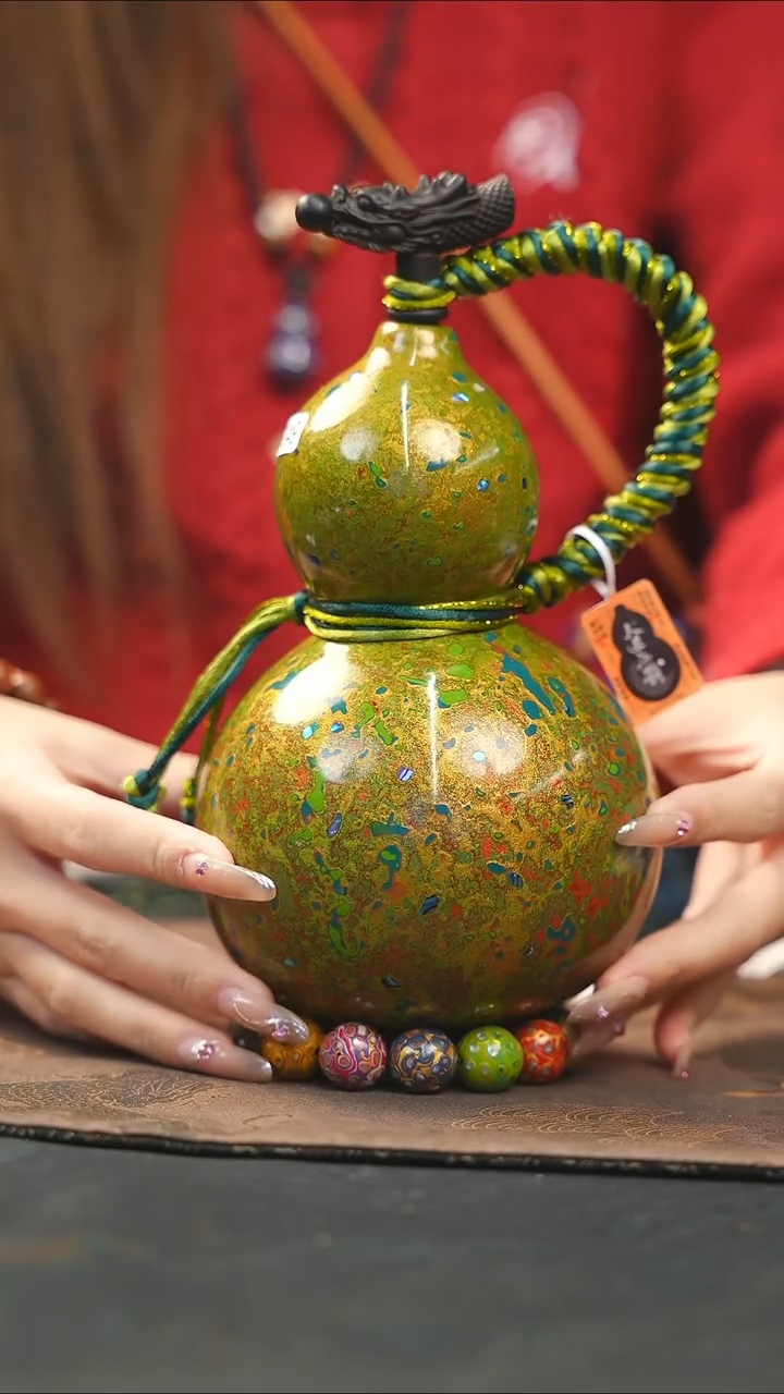 【闪购商品】WG249漆艺酒葫芦不包手串及旋转底座