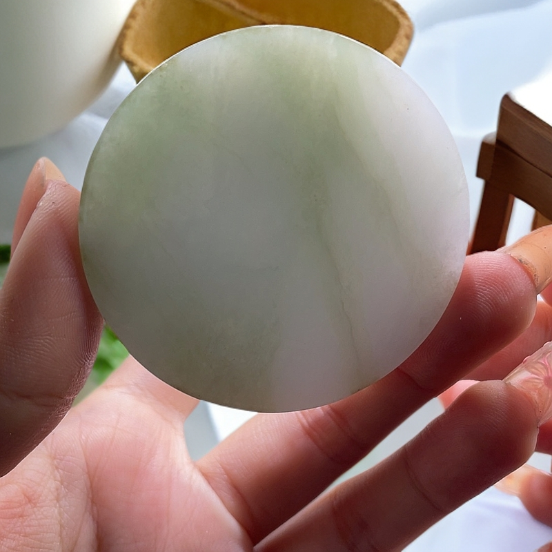 定制翡翠未镶嵌镯心