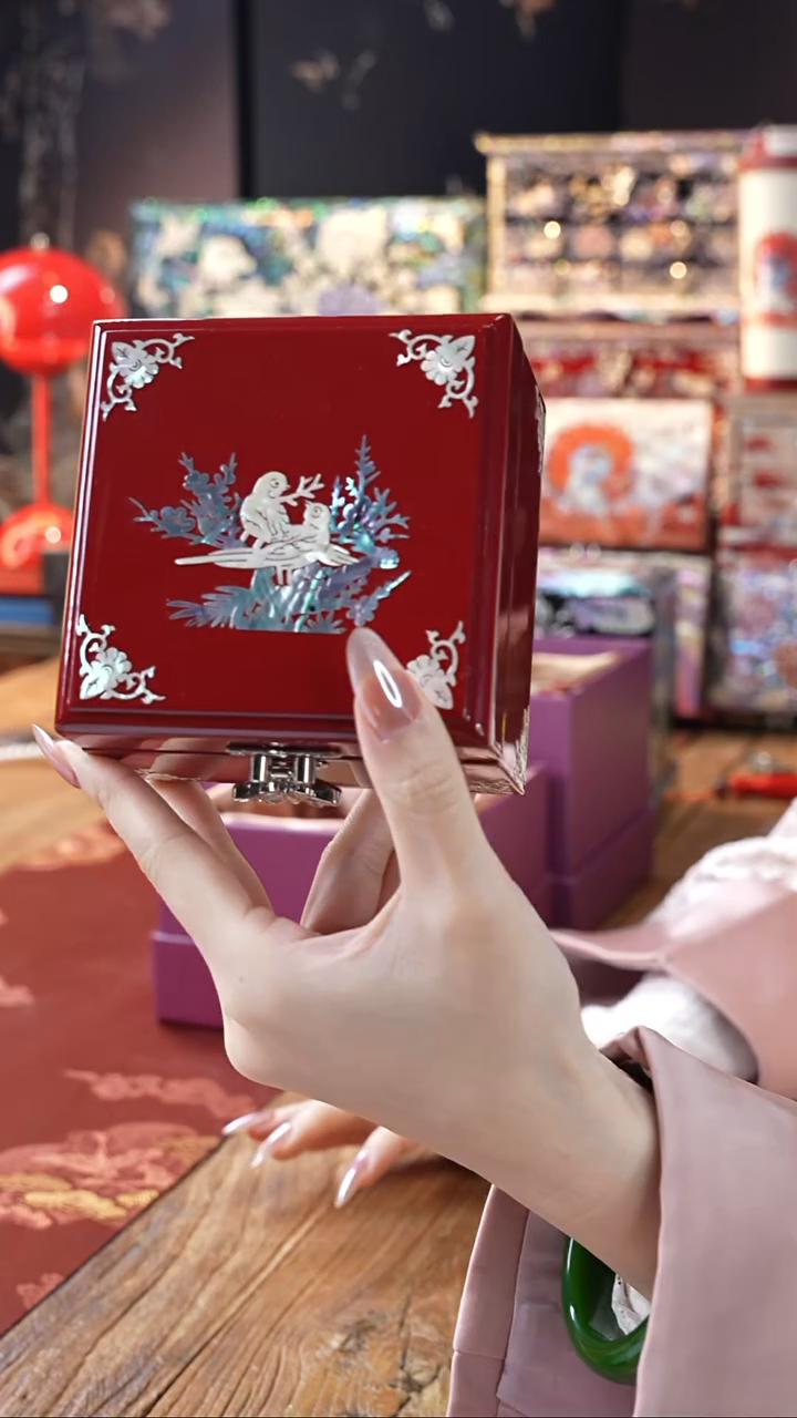 【闪购商品】瓷片螺钿工艺香椿木首饰盒