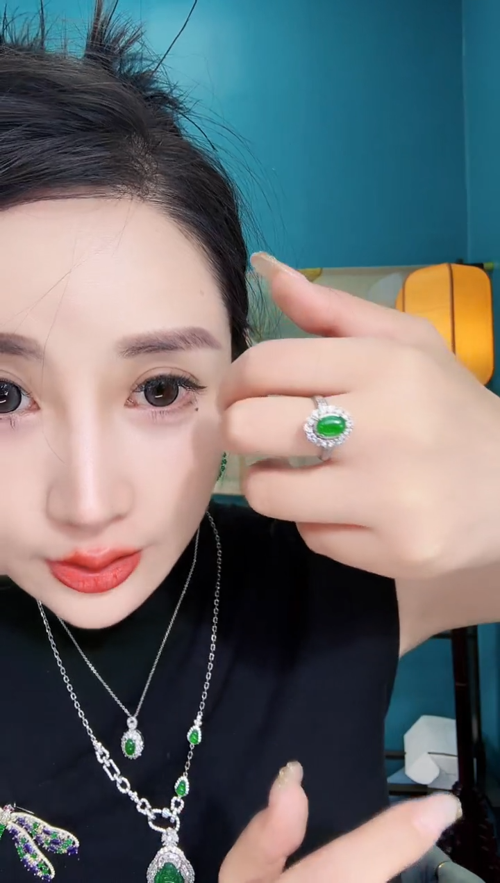 翡翠戒指未镶嵌戒指
