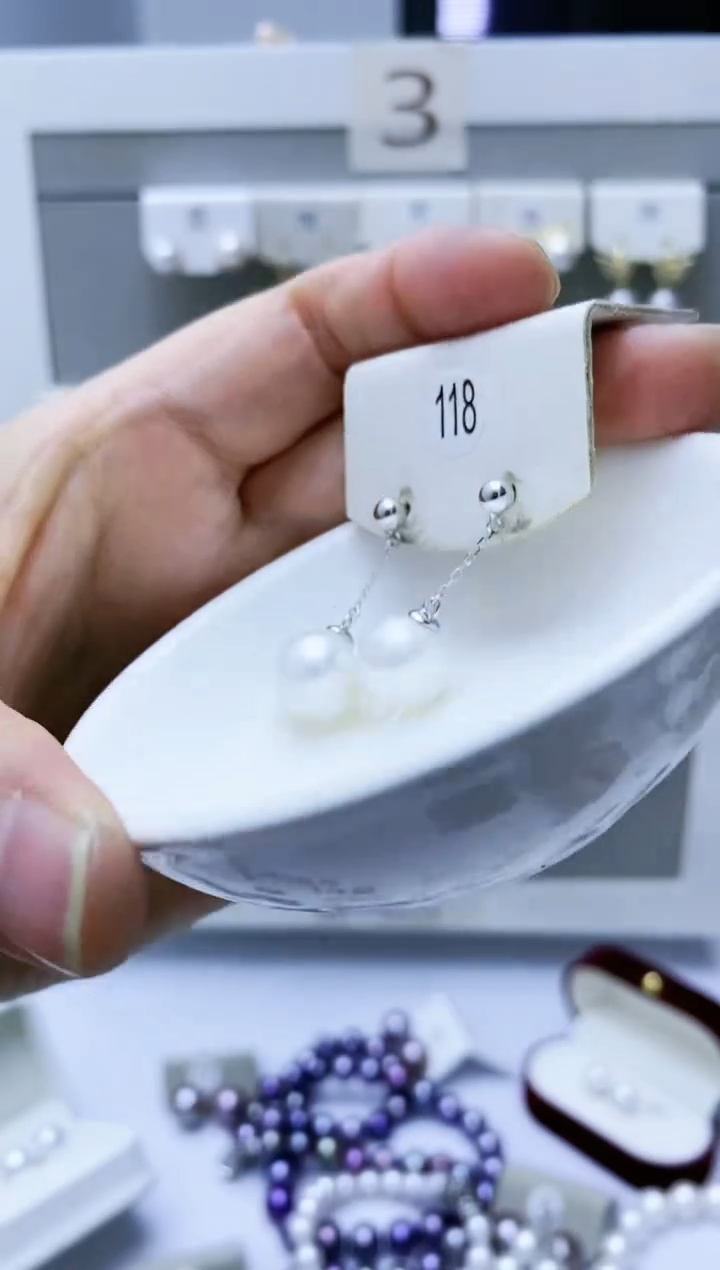 【闪购商品】淡水珍珠耳饰银S925镶嵌118