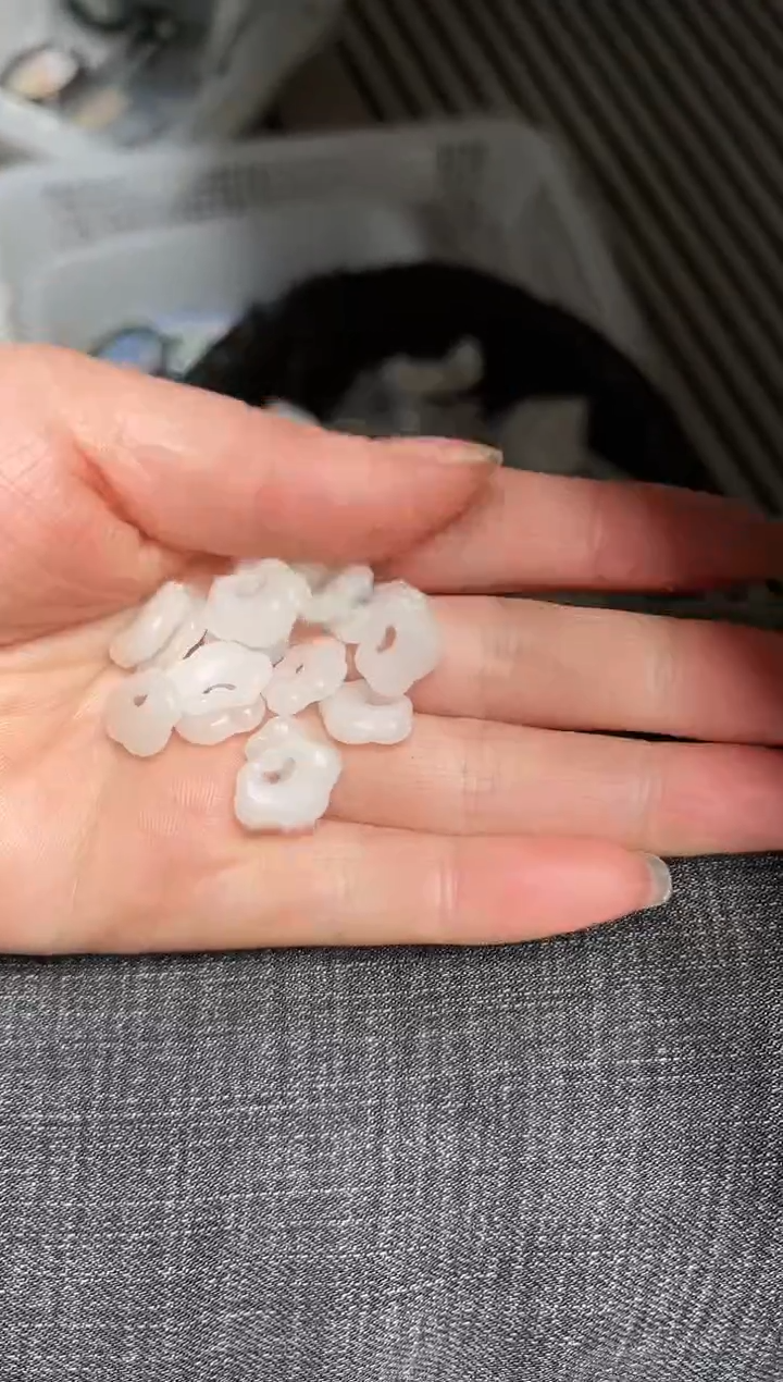 【闪购商品】和田玉吊坠(不含链)未镶嵌小吊坠D-1发其一