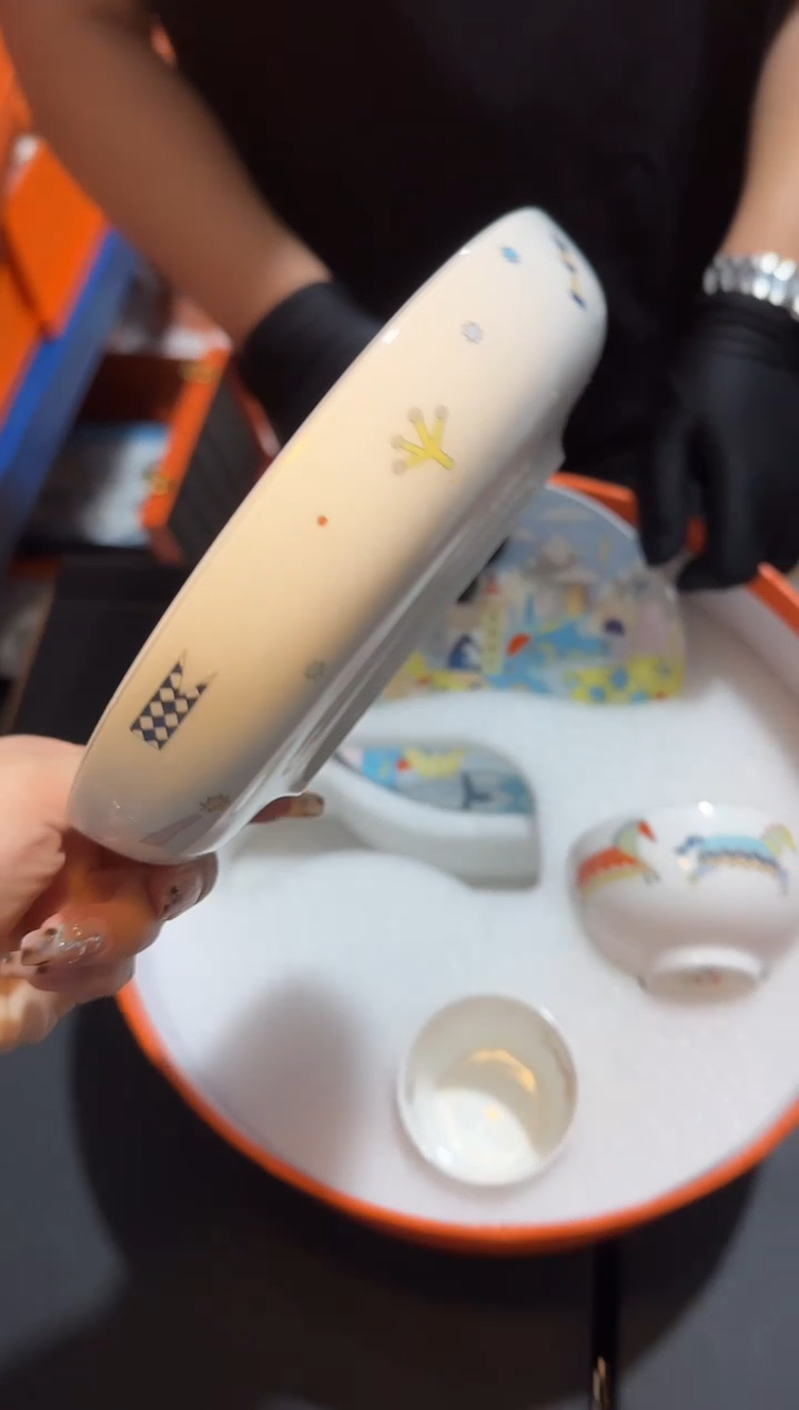 瓷片000----------