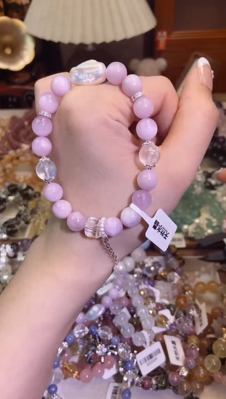 【闪购商品】锂辉石手串未镶嵌512