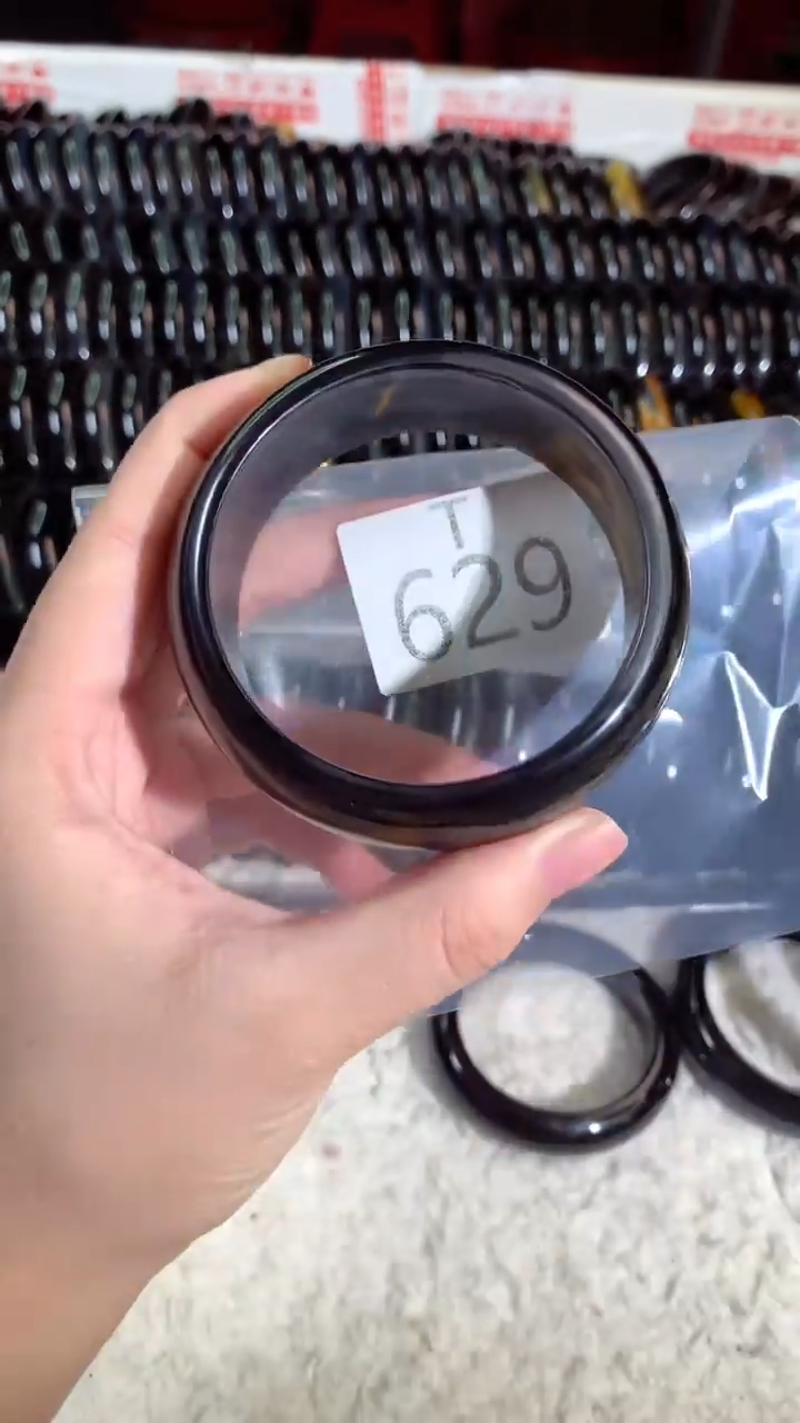 水晶手镯未镶嵌T629-61