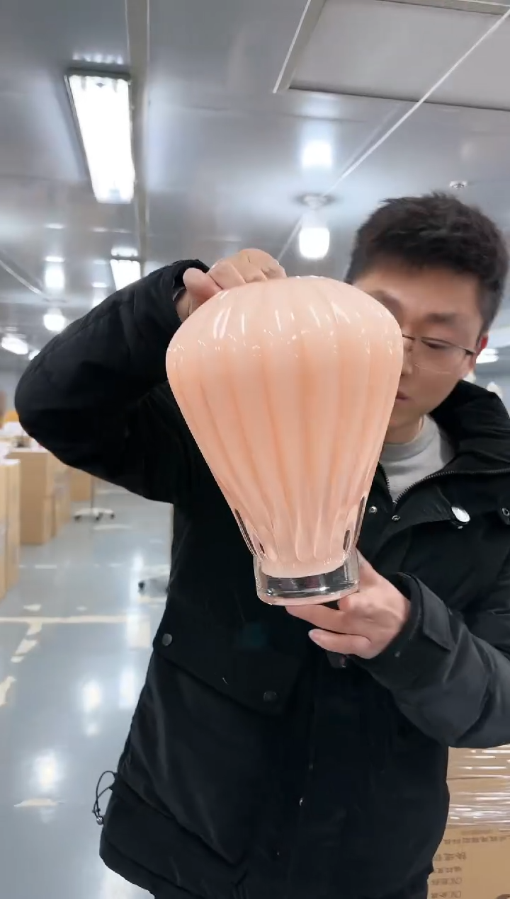 【闪购商品】玻璃云泰0003