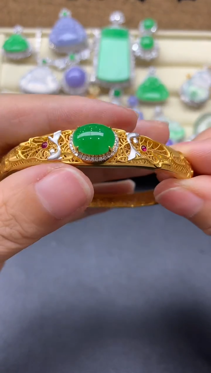 【闪购商品】翡翠手镯18K金镶嵌671-中国好珍宝